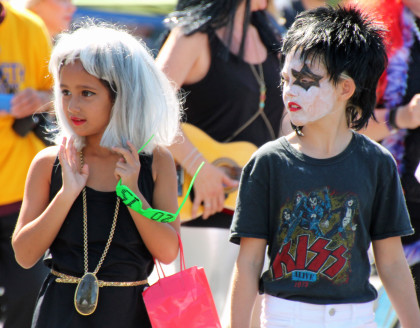 Lady Gaga and Paul Stanley of KISS make an appearance at the parade (Sarah Stierch, CC BY 4.0)