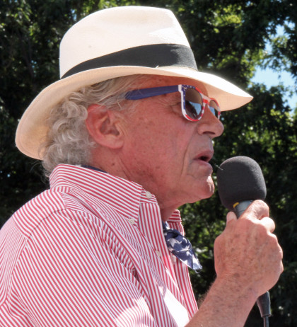 Sonoman and Rotarian Rick Wynne was the master of ceremonies (Sarah Stierch, CC BY 4.0)