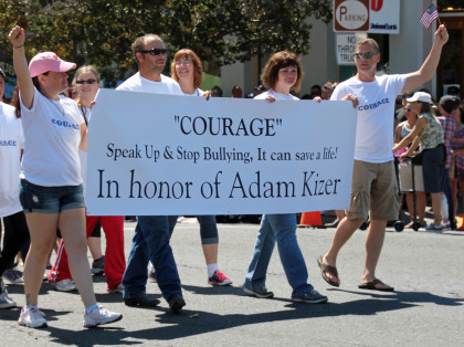 Friends and family march in memory of Sonoma teen Adam Kizer, to support the end to bullying, after Adam committed suicide after being bullied at Sonoma Valley High (Sarah Stierch, CC BY 4.0)