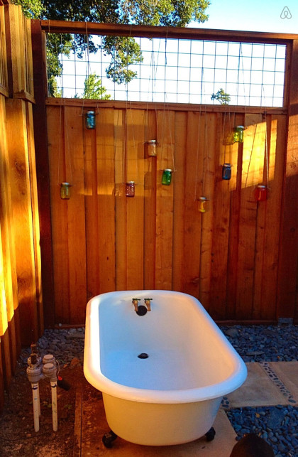 Enjoy a bath outside in the Sonoma Sanctuary for $220 a night (Airbnb)
