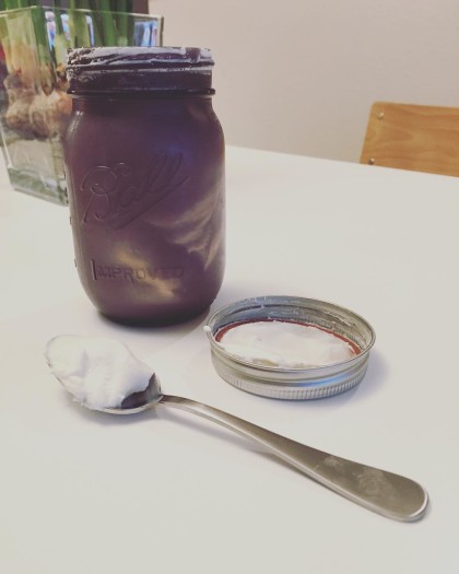 Whipped cream made in a mason jar? I did it! So can you. 