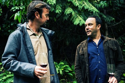 Co-conspirators: Winemaker Sean McKenzie and musician Dave Matthews (Photo: The Dreaming Tree)