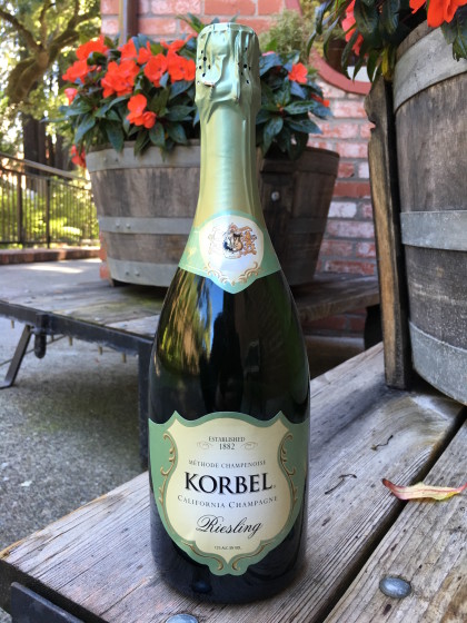 Korbel Riesling California Champagne 